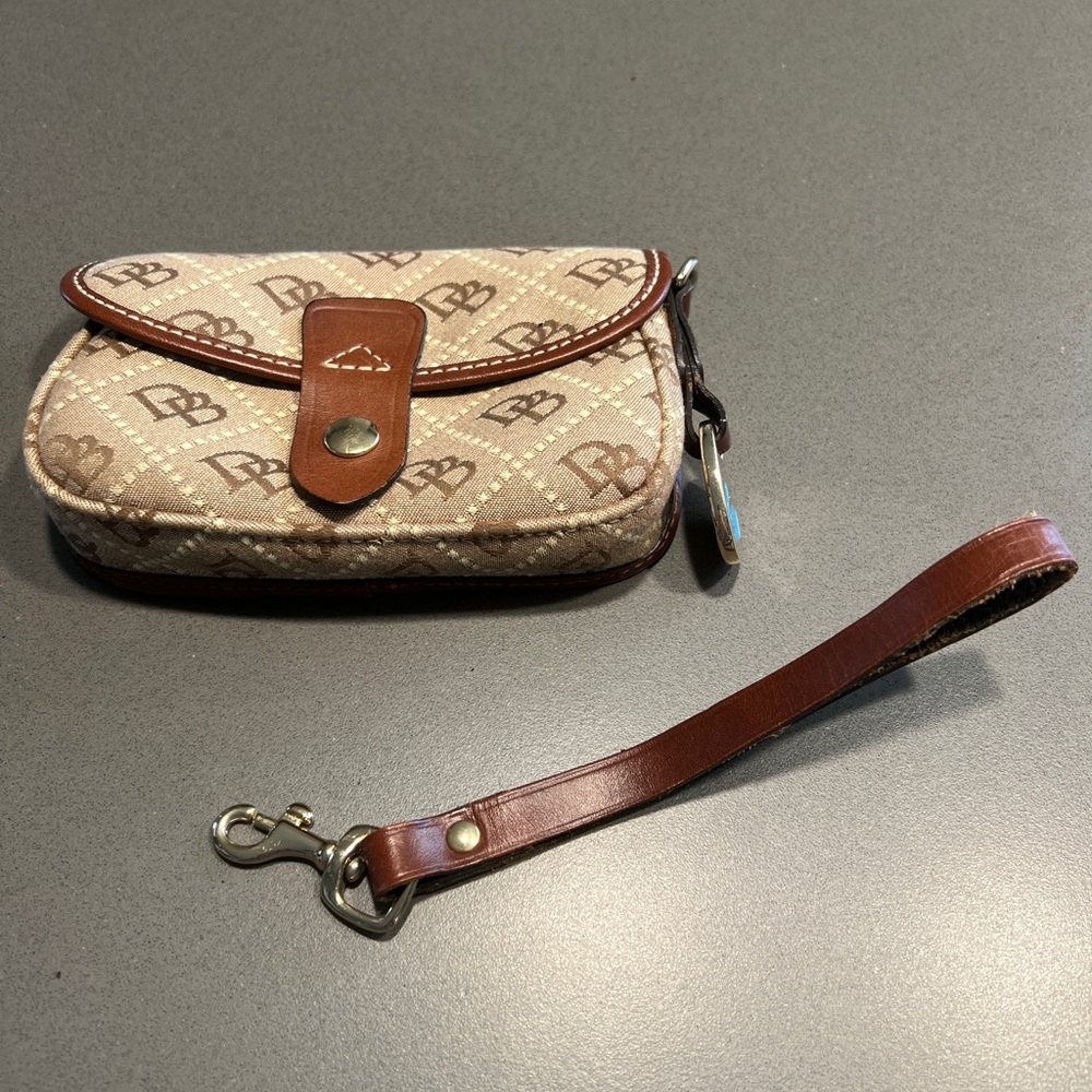Dooney & Bourke Vintage Wallet Purse